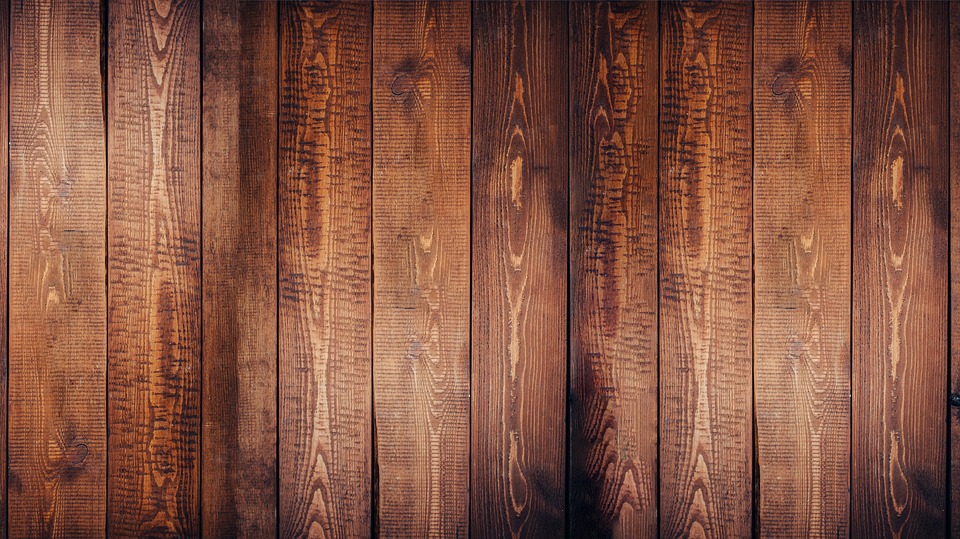 Jak dbać o podłogi drewniane?
