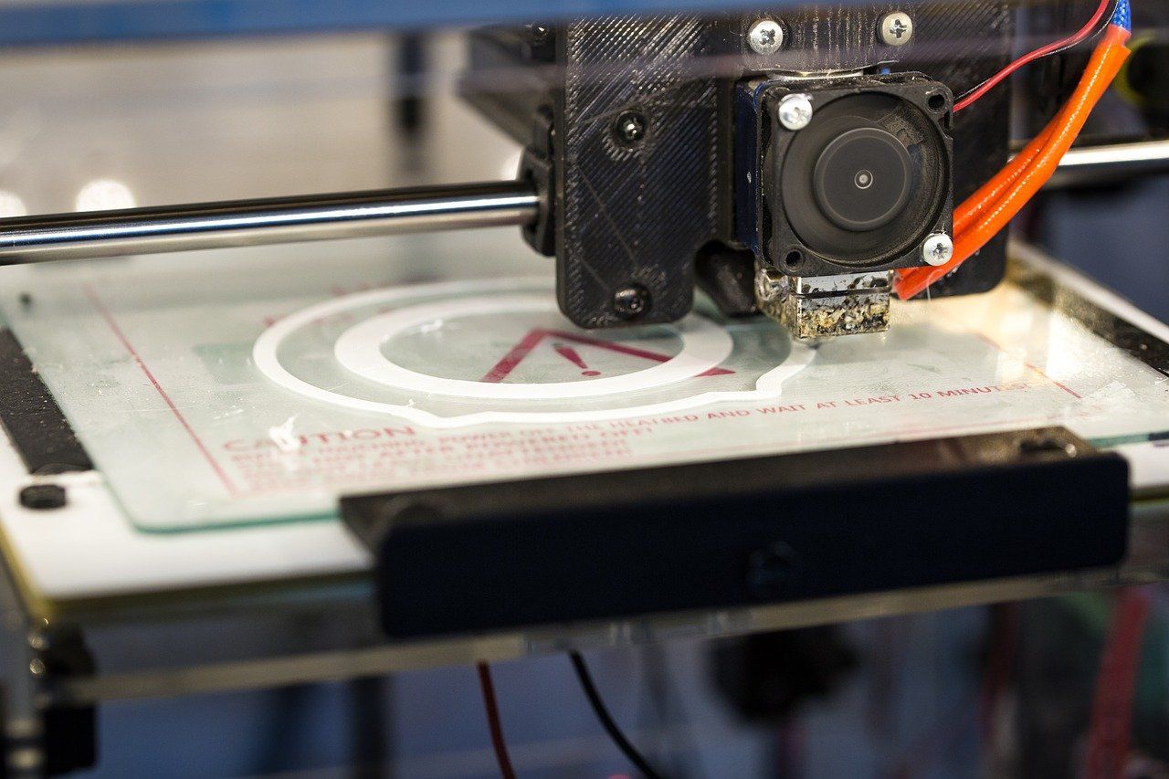 Co warto wiedzieć o drukarkach 3D?